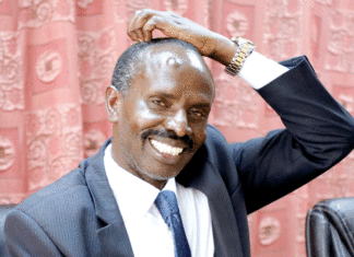 Sossion fights to remain boss of emaciated union