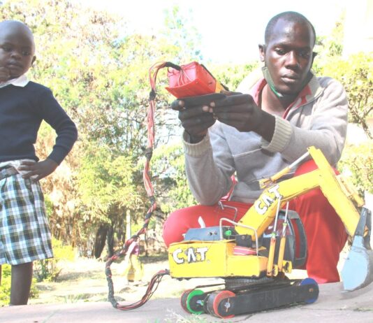 How man turns plastics into toys to conserve environment