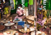 Vendors on the market. Picture by SAWBO photographer Gerald Andrew Akolo