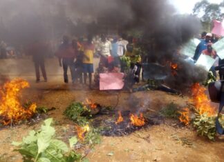 Residents demonstrate over state of Iyabe Hospital