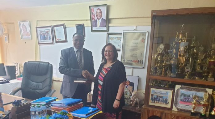 Ties strengthen as Minnesota University team visits Kisii University, environs Dr. Beverly Durgan, the Dean of Extension at the University of Minnesota, with Prof. John Akama, Kisii University Vice Chancellor, during a courtesy call to the VC upon arrival on January 23, 2023, ahead of the one-week tour to Kisii and surrounding counties. PHOTO/Courtesy.