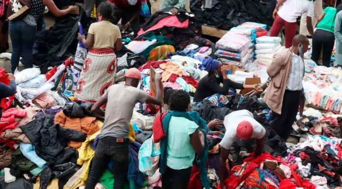 Foreign trash turning Kenya into plastic dumpsite Vendors and customers in the mitumba business. PHOTO/Courtesy.