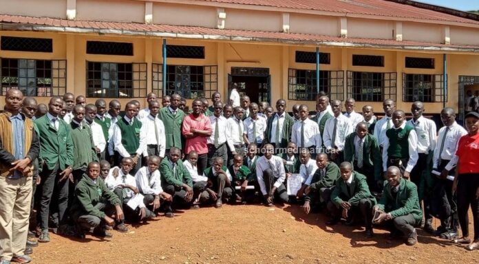 How St. Mary’s Ukwala Journalism Club is sharpening young journalists Students of St. Mary's Ukwala High School Journalism and Book Club and their patrons pose for a photo after journalism competitions recently. PHOTO/ Bonface Otieno, Scholar Media Africa.