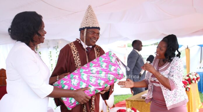 A Decade Later: Kisii University’s founding VC exits, opens new chapter Prof. John Akama and wife, Dr. Mallion Onyambu, receive a gift from Vicky Nyaboke (right) during a farewell party to mark the end of Prof. Akama's tenure as Vice Chancellor, Kisii University. PHOTO/Josephat Nehemiah, Scholar Media Africa.
