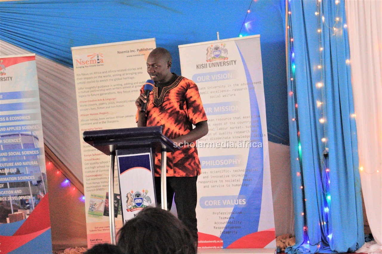 Dr. Peter Otieno, a co-author of Enchengeria, addressing the audience. PHOTO/Boaz Khuteka, Scholar Media Africa. 