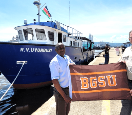 Bowling Green State University’s President visits Kenya to assess project, meet alumni, and strengthen partnerships Prof. Rodney Rogers (R), President of the Bowling Green State University, USA, poses for a photo with Kenya Marine and Fisheries Research Institute (KMFRI) CEO James Njiru (L) in Kisumu on Saturday, May 27, 2023, after he made a historic visit to Kenya. PHOTO/Kefa Otiso.
