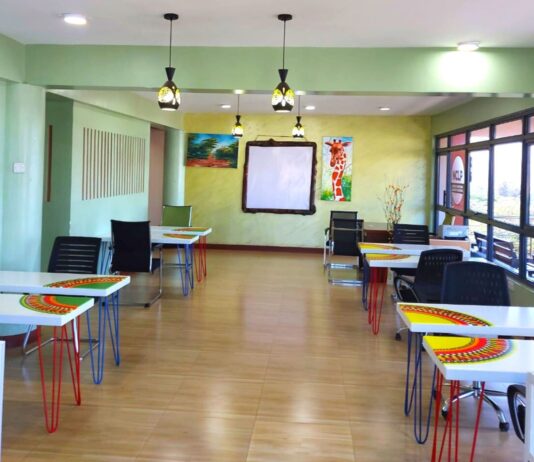 Revolutionizing entrepreneurship with Nakuru Box innovation center Workspace at Nakuru Box, an entrepreneurial facility offering clients space for individual remote work, company training sessions and other hosting for comfortable delivery of services. The facility has fast-internet and affordable prices for the work spaces. PHOTO/Courtesy.