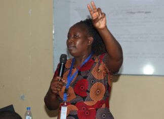 Sustainability, transformative pedagogy vital in holistic student development Dr. Billiah Gisore, a Kisii University lecturer in the School of Education, giving her Public Lecture on "Bringing in Sustainability into the Classroom" in Kisii University on October 3, 2023. PHOTO/Courtesy.
