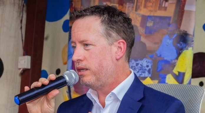 Canadian Banker Faces Extradition Battle Amid Humanitarian Concerns